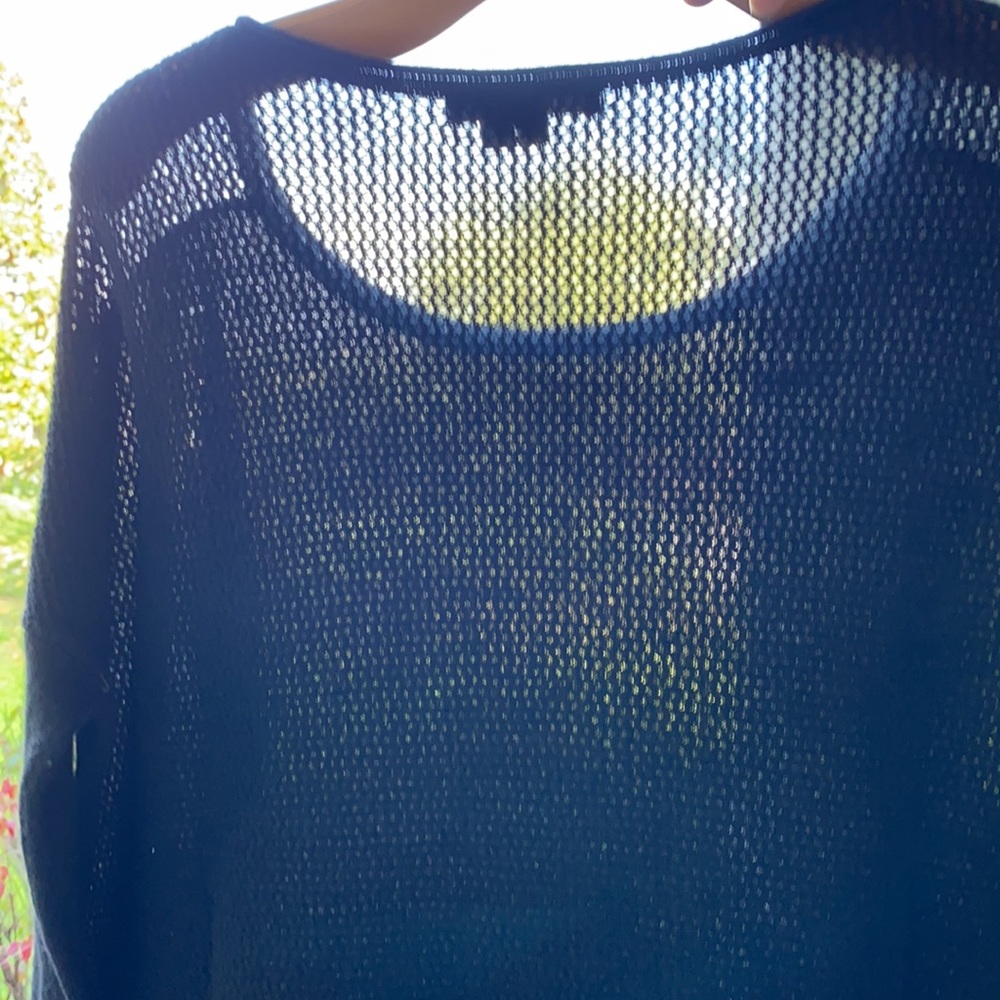 Vince cashmere black pullover sweater w open weave back size small - Picture 5 of 12
